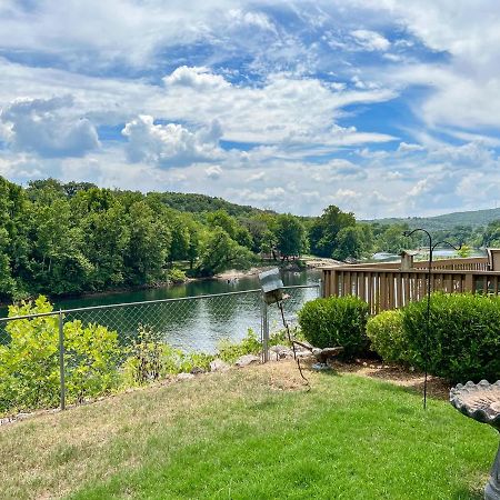 Lake Front 2Br Walk-In With Large Deck - Free Tickets Included - 79-1 Branson Exterior photo