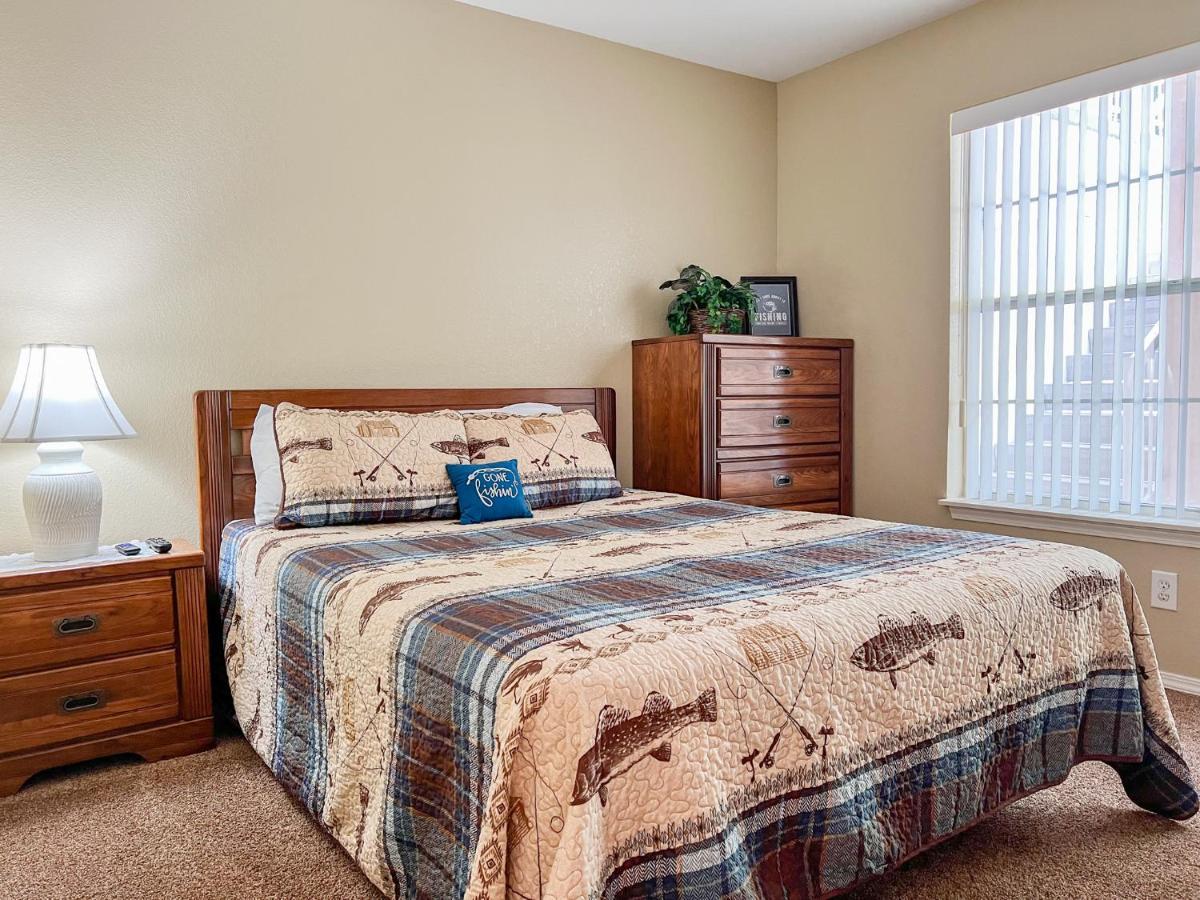 Lake Front 2Br Walk-In With Large Deck - Free Tickets Included - 79-1 Branson Exterior photo
